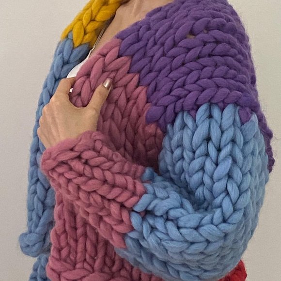 Cardigan Hand-Knitted Color Block Crop Top - Picture 4 of 9